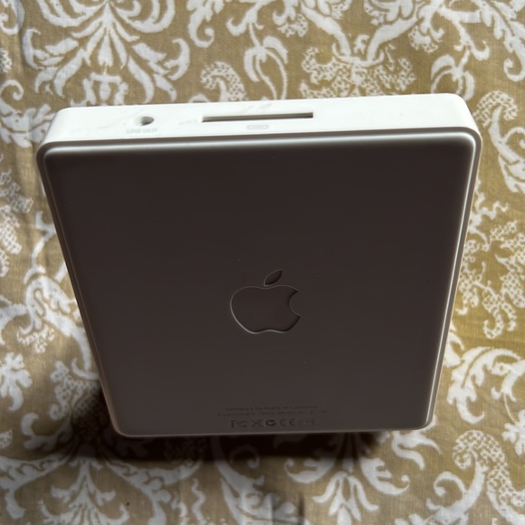 iPad 2 dock - Picture 2 of 3